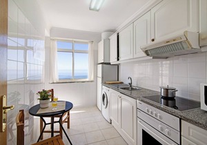 Apartment Nau Bérrio 5ºD - Vista Mar with A/C, Wi-Fi, Garden & Balcony