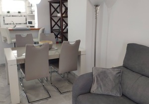 Apartment near the beach, with swimming pools, gardens, garage, A/C. Wi-Fi high speed