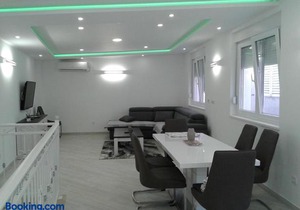 Apartment Nevena Omis
