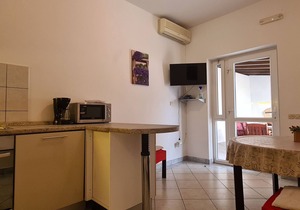 Apartment Nikola (33991-A2) - Jelsa - island Hvar