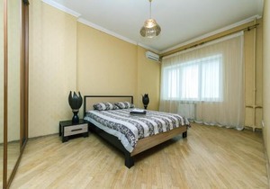 Apartment on Khreshchatyk