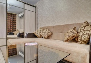 Apartment on Suvorova 165