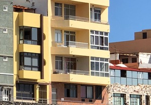 Apartment on the beach front
