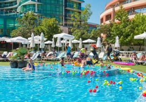 Apartment Paradise Delux in Primorsko Del Sol