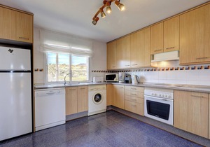 Apartment 'Penthouse Bermuda Beach 3' with Sea View, Pool, Garden & Wi-Fi