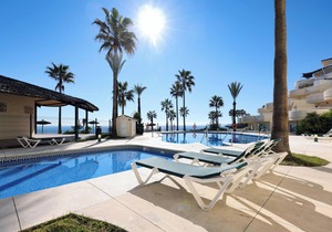 Apartment 'Penthouse Bermuda Beach 3' with Sea View, Pool, Garden & Wi-Fi