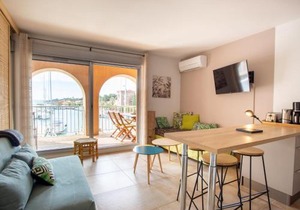Apartment Port de la Gavine I-1 by Interhome