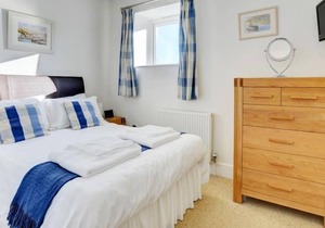 Apartment Portuan in Looe - 4 persons, 2 bedrooms