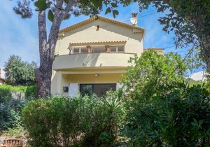 Apartment Résidence Le Clos des Lavandes by Interhome