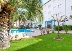 Apartment Residencial Magda Park by Interhome