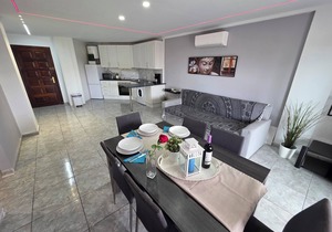 Apartment San Marino with heated pool, only 450 meters to the beach, Wifi,SAT-TV