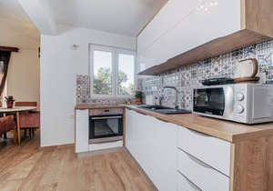 Apartment Sandra - quiet & close to the beach: A6(4+1) - Okrug Donji, Island Ciovo, Croatia