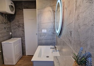 Apartment Sandra - quiet & close to the beach: A6(4+1) - Okrug Donji, Island Ciovo, Croatia