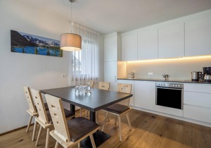 Apartment "Stefansdorf Wohnung 5" with Mountain View, Wi-Fi, Garden & Balcony