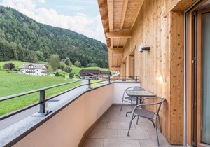 Apartment "Stefansdorf Wohnung 9" with Mountain View, Wi-Fi, Garden, Balcony & BBQ