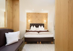 Apartment Top 2 "Wild Oak" - Kasperhof Appartments Innsbruck