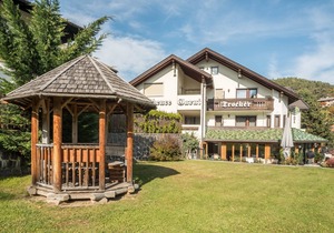 Apartment “Trocker Kastelrut 7” near Seiser Alm with Balcony, Whirlpool & Sauna