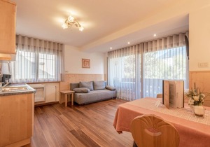 Apartment “Trocker Kastelruth 3” near Seiser Alm with Mountain View Whirlpool & Sauna