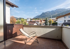 Apartment “Trocker Kastelruth 5” near Seiser Alm with Mountain View, Whirlpool & Sauna