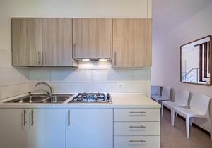 Apartment 'Villa Luca Trilocale 3' with Shared Pool and Terrace