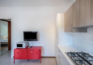 Apartment 'Villa Luca Trilocale 2' with Pool, A/C and Wi-Fi