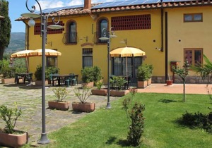 Apartment Villa Monnalisa in Pian di Scò - 4 persons, 1 bedrooms