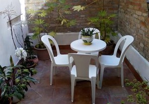 Apartment with a Secret and Romantic Park