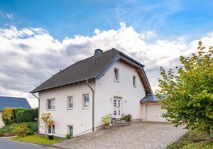 Apartment with fenced garden in Faid