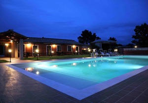APARTMENT WITH POOL AND HANDLING IN AGRITURISMO