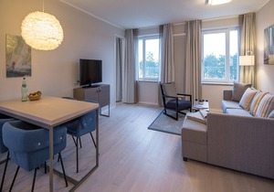 Apartment with sea view, 3 bedrooms and balcony