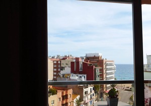 Apartment with sea views