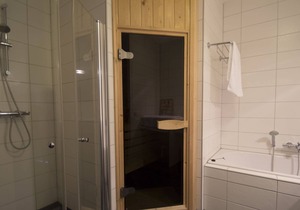 Apartment with sauna, 1.7 km. from beach