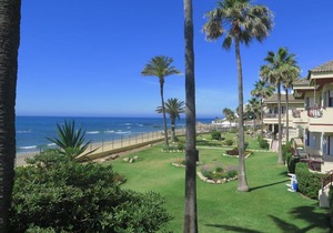 Apartment with sea view "Lubina Del Sol"