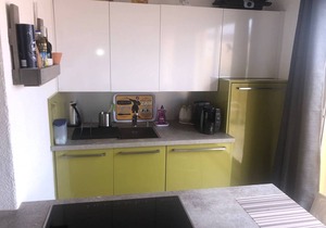 Apartment with terrace, sleeps 4, near beach, parking