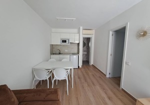 Apartment with terrace, swimming pool and beachfront in Corralejo - Home For Guest