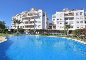 Apartment with terrace near the beaches