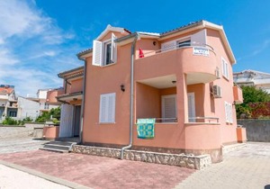 Apartment Zdravka
