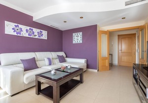 Apartmento en Torrox Costa with Mountain View, Sea View, Pool, Jacuzzi, Wi-Fi, A/C, Terrace & Garden