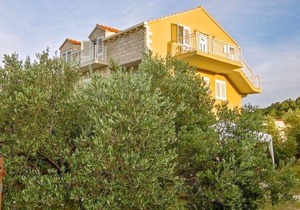 Apartments Željko, (8278), Lumbarda, Croatia
