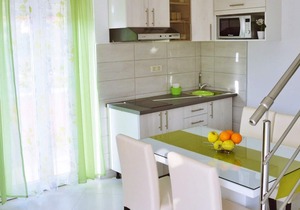 Apartments Anamarija, (14981), Vinišće, Croatia