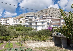 Apartments and Rooms Nikola (45181-A6) - Omis
