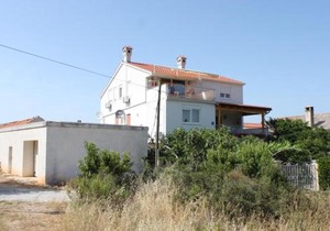 Apartments and rooms with parking space Bozava, Dugi otok - 8100