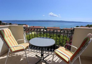 Apartments and rooms with parking space Duce, Omis - 10303