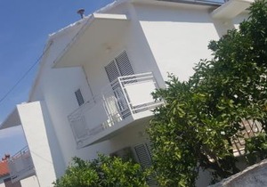 Apartments and rooms with parking space Hvar - 15378