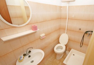 Apartments Božidar, (11252), Stari Grad, Croatia
