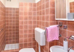 Apartments Garoful (82851-A5) - Sv. Filip i Jakov