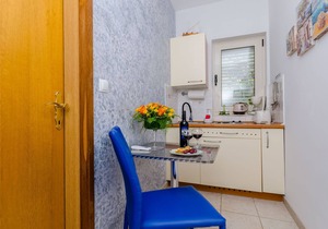 Apartments Vila Jelka (49712-A3) - Vrboska - island Hvar