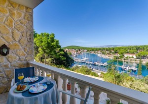 Apartments Vila Jelka (49712-A3) - Vrboska - island Hvar
