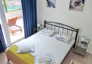 Apartments Ivan, (14675), Basina, Croatia