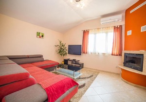 Apartments Ivo Kastel Luksic